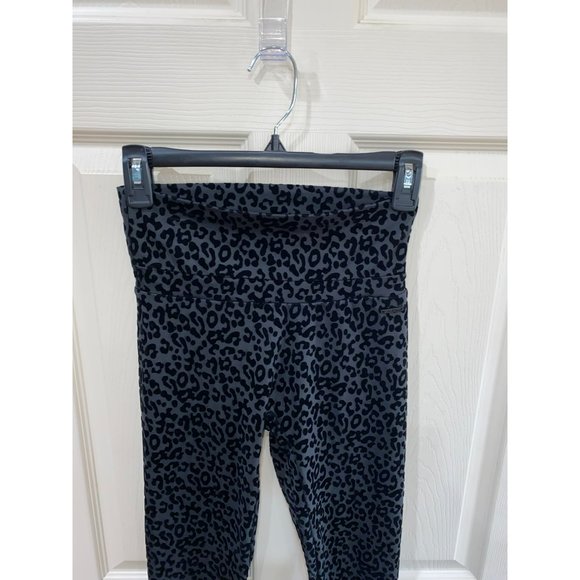 ECHT Ladies Hi-Waist Flocked Leopard Leggings Size Medium - Picture 6 of 6